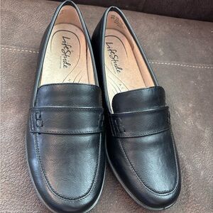 Life Stride Women’s  Black Loafers